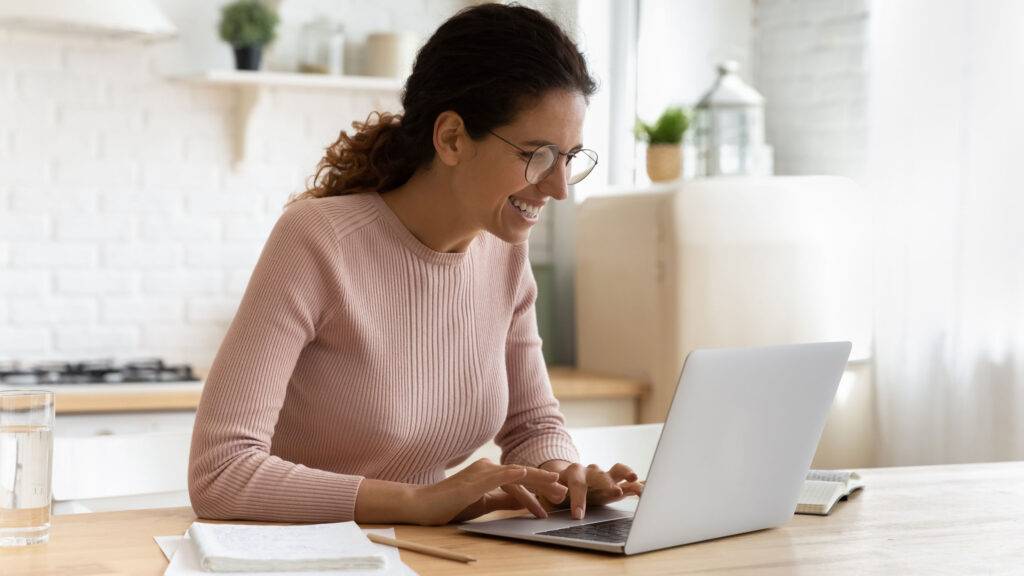 Woman on a computer